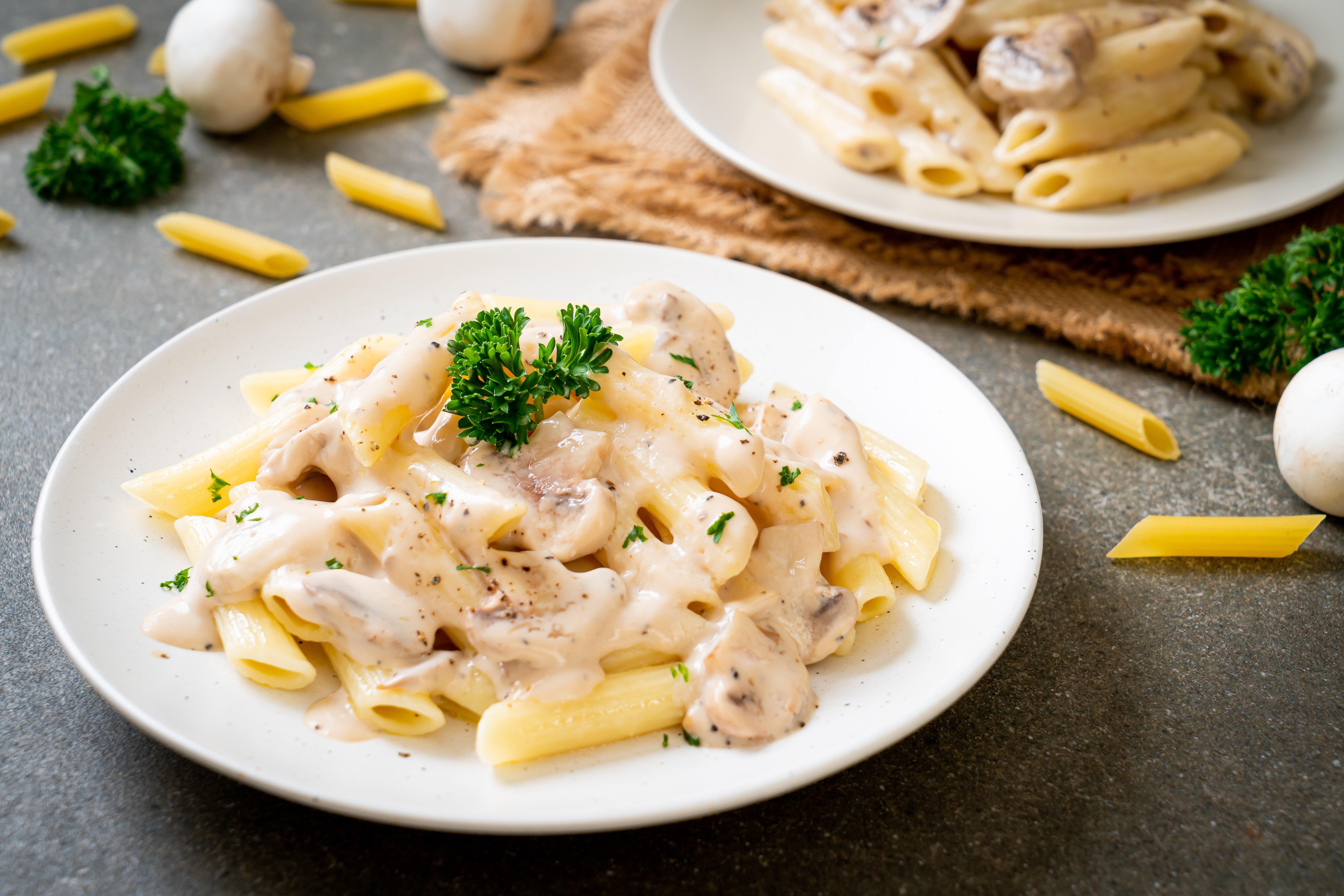 Penne (Krema-Tavuk)